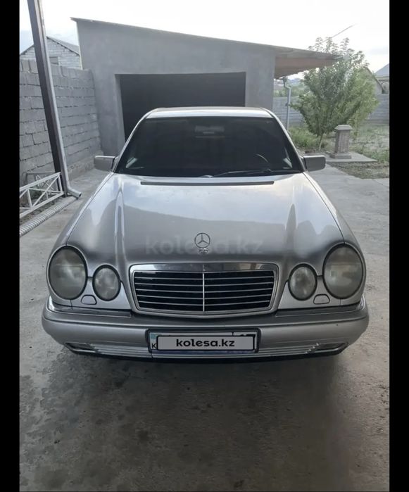 Машина продается срочно