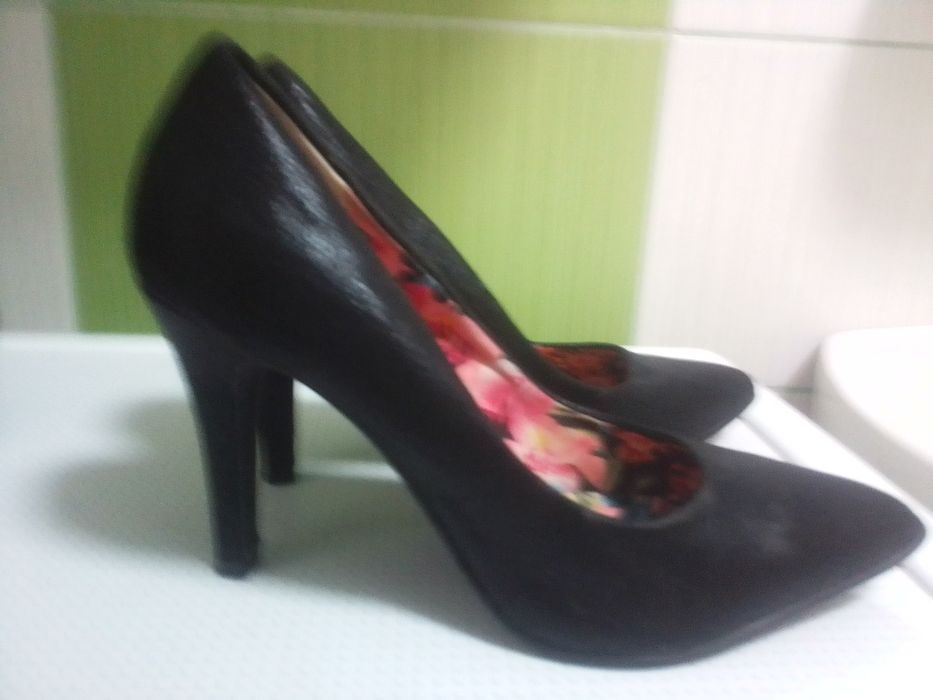 Pantofi Stiletto Negri