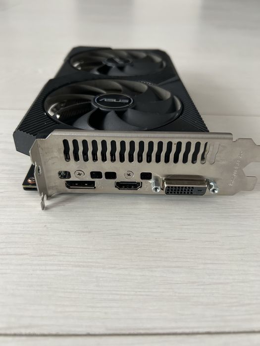 Placa video Asus RTX 3050 V2, 8GB/128Bit