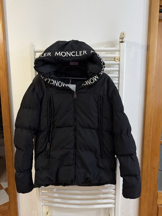 Geacă Moncler - Neagra
