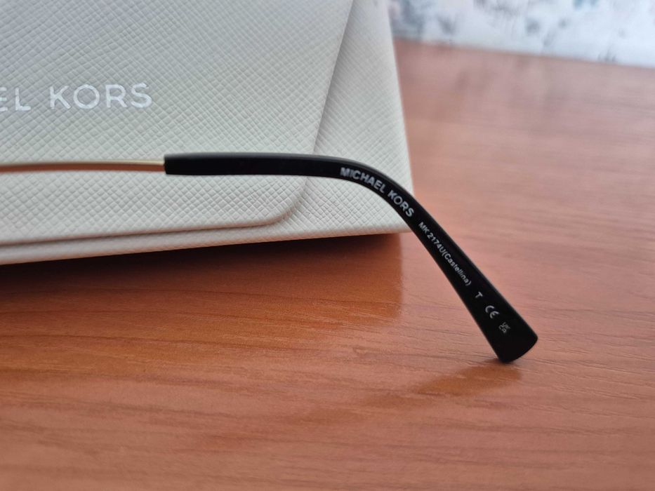 Дамски слънчеви очила