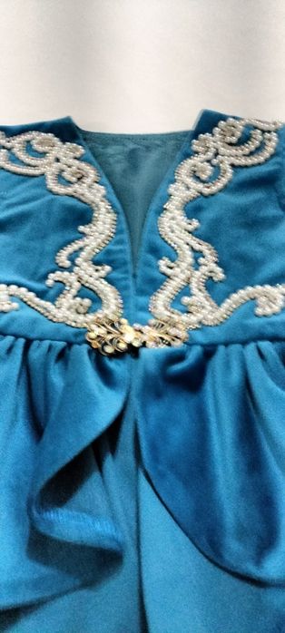 Продается тусау кесу для девочек  1 годик