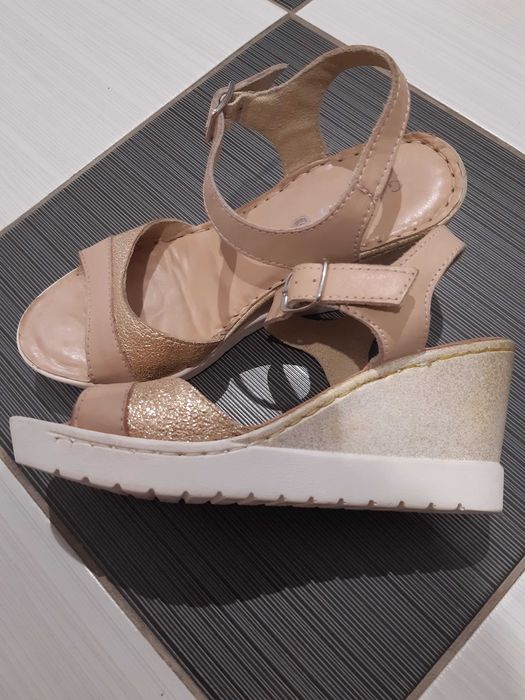 Дамски сандали Gracia