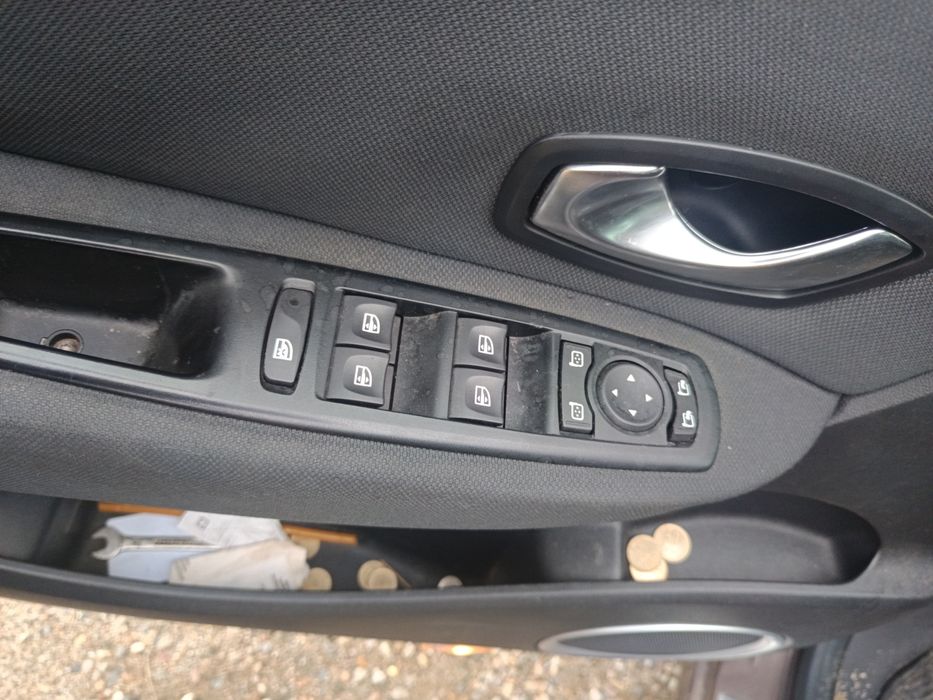 Vând Renault Grand Scenic 3