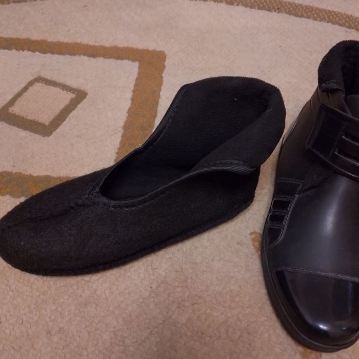 Резиновые полусапожки