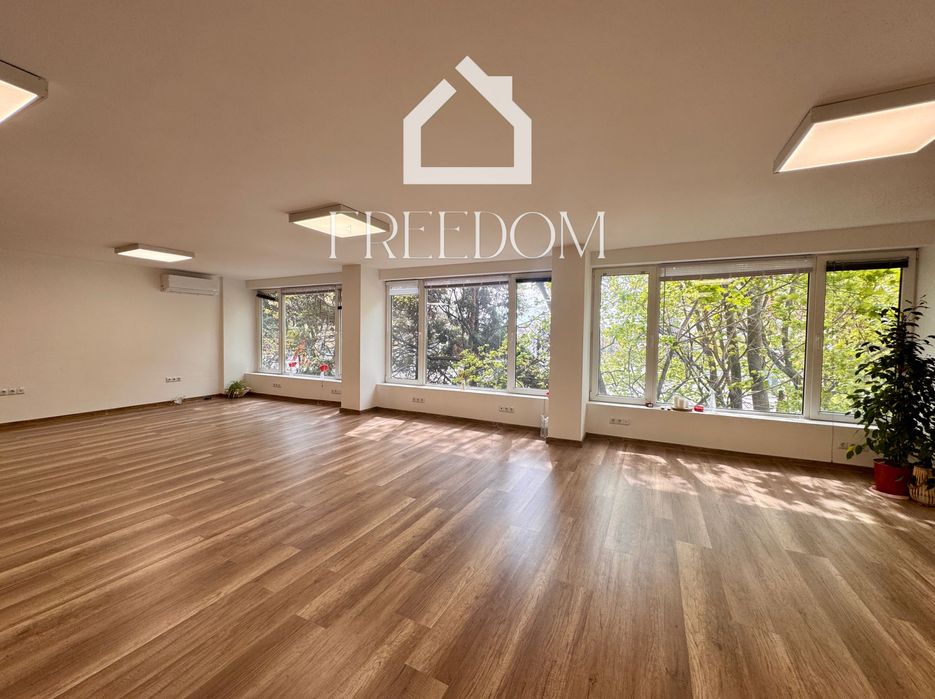 Продава се Офис в Варна, Център - 87 кв.м за 1900 €/кв.м - Снимка #14