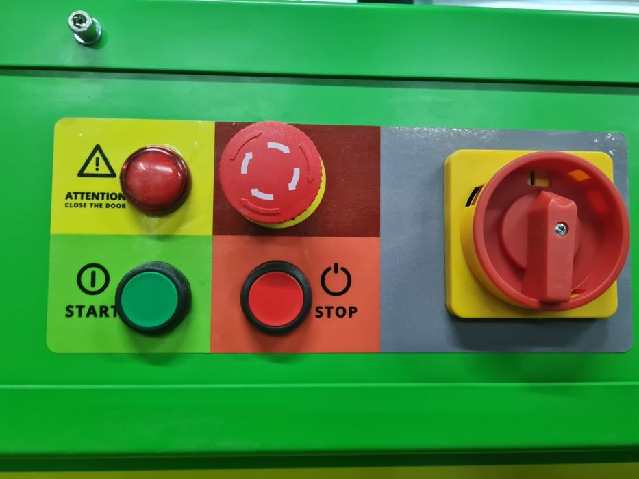 Преса за хартия (нова)