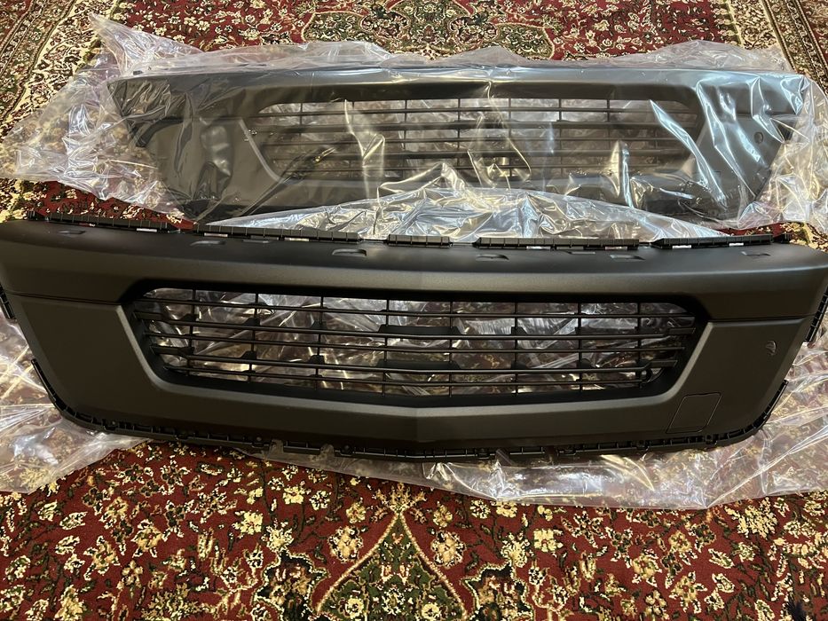 Traverse 2023 передный бамфер нижный решетка