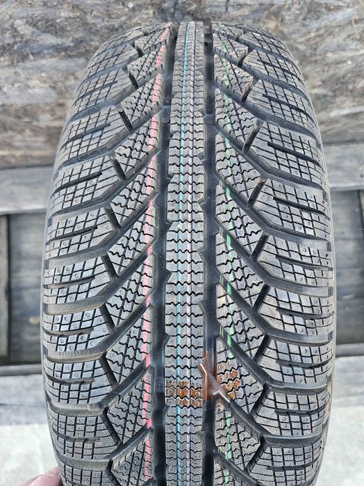 1 Anvelopa 215 60 16