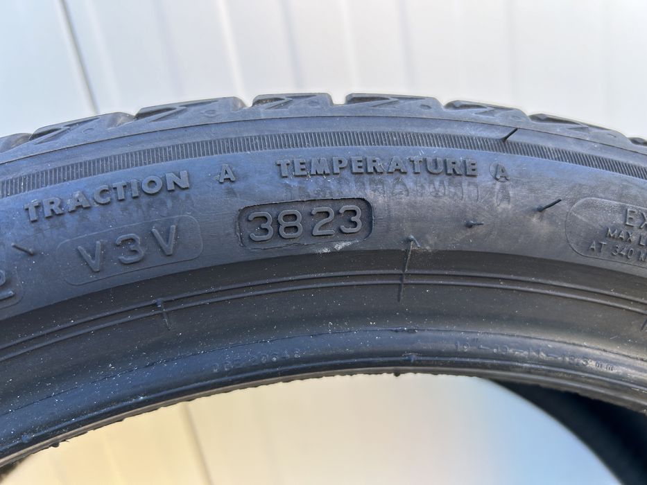 Гуми 225 40 19 Bridgestone turanza 4бр. ДОТ 23