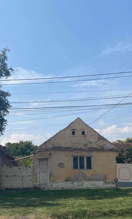 Teren + casa batraneasca de vanzare | Giarmata