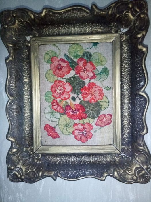 3 goblenuri, 2 tablouri Mari