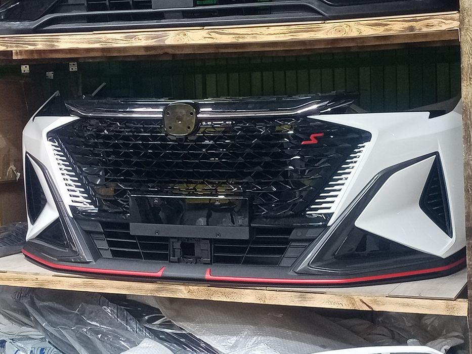 Передний бампер Чанган Х5 плюс