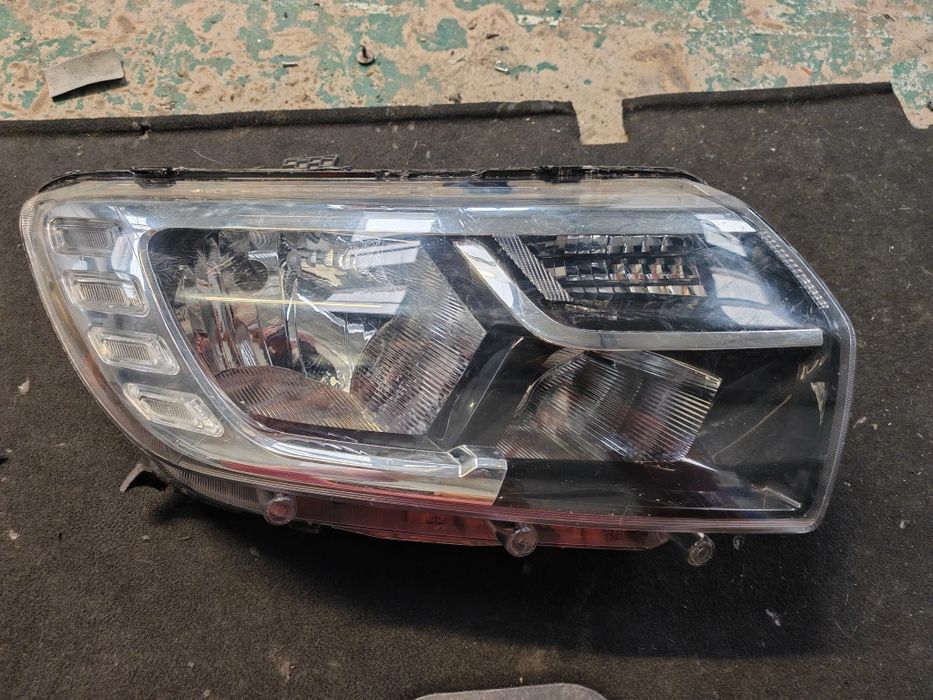 far dreapta Dacia Logan 2018 facelift