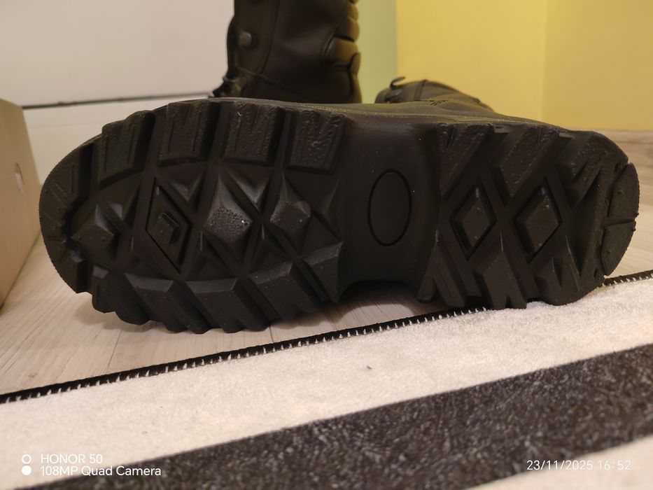 Нови зимни кубинки 40