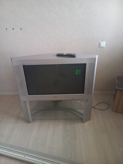 Продам телевизор за 4 тыс.тг
