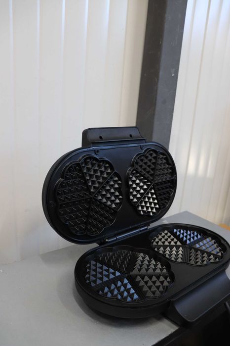 Гофретник Severin Double Waffle Maker