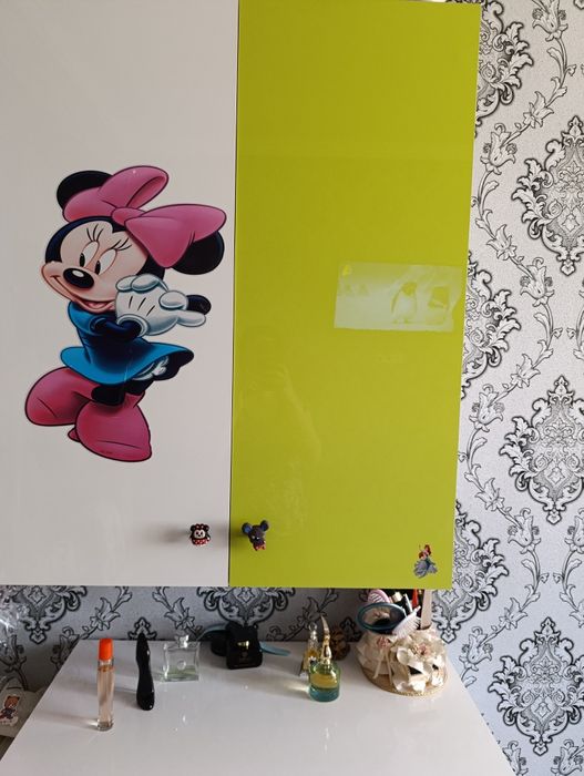 Bolalar Shkaf va kalebeli sotiladi