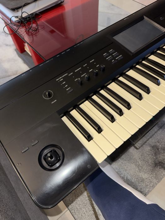 Korg Krome  - ЗАПАЗЕН, SET