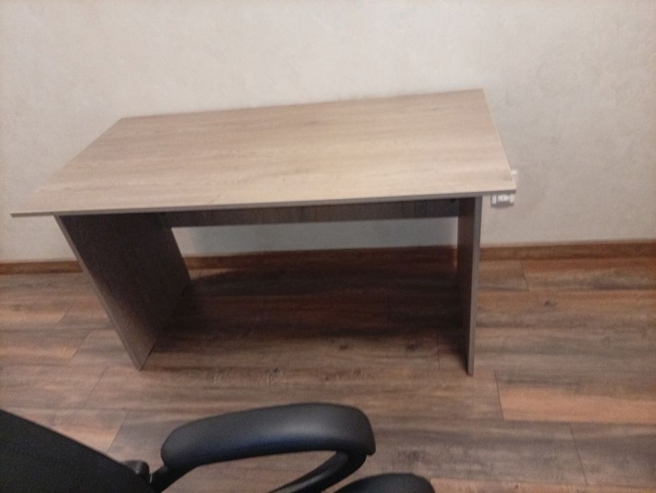 Birou și scaun de vânzare stare buna