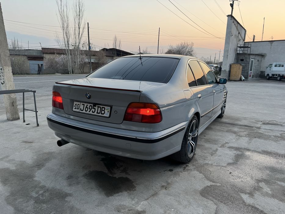 Bmw e39 3 litr mehanika srocni sotiladi pul zarur