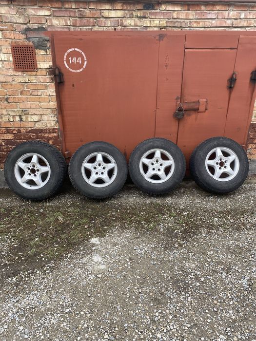 Продам диски Мерседес R16 оригинал