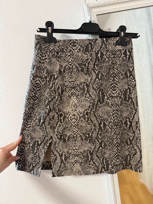 Fusta Zara marime S