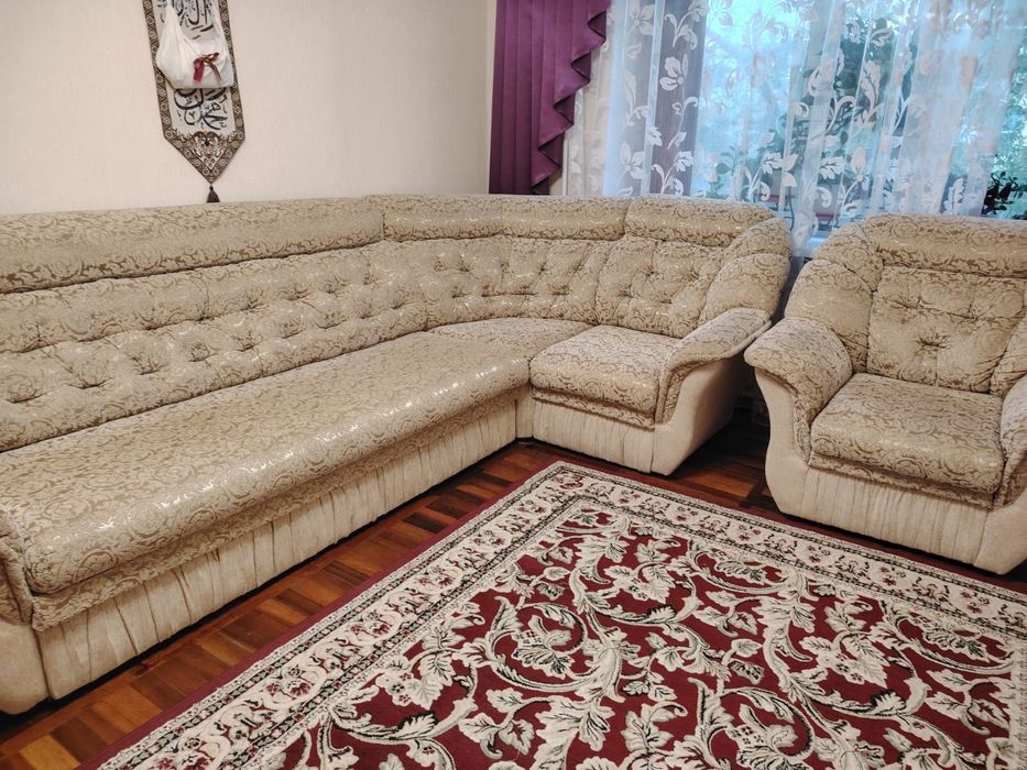 Продается диван в отличном состоянии!!!