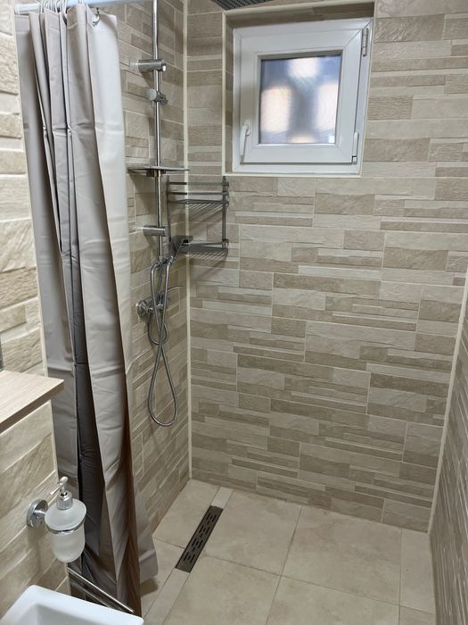 Închiriez Apartament Reșița Govandari 280€