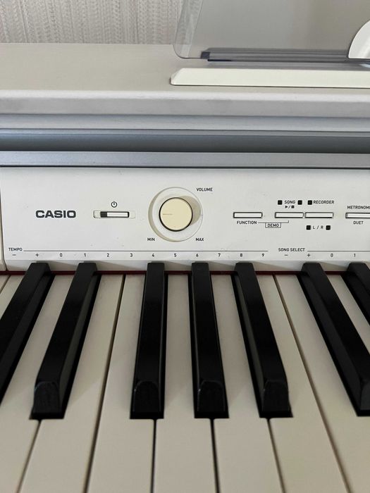 Японское пианино Casio-770! Срочно!