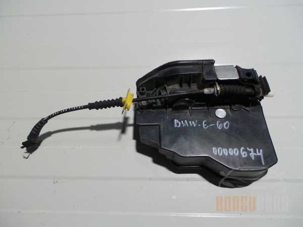 БМВ Е60 Е61 Дребни Части за BMW 5 (E60, E61)