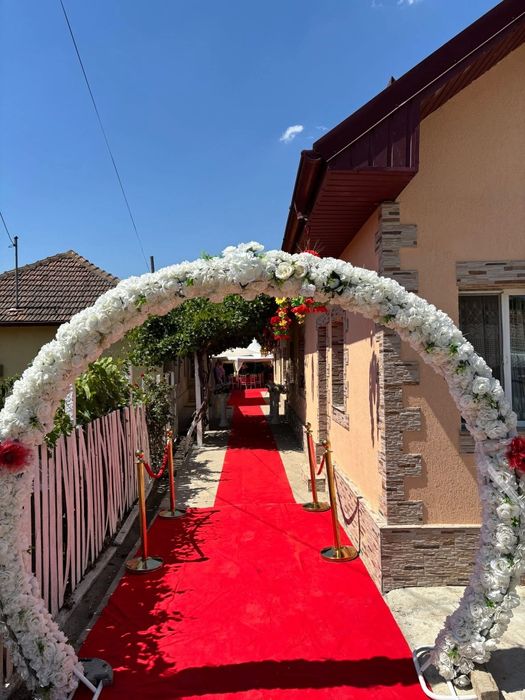 Corturi pentru petreceri