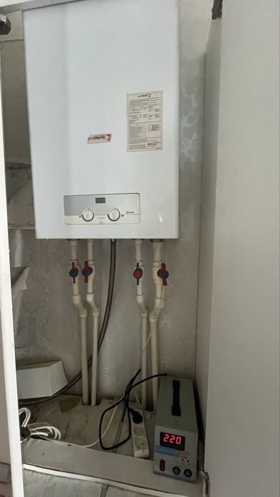 Срочна продам котел настеный