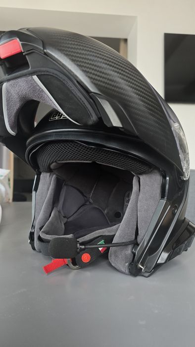 Casca premium AGV Sport Modular Carbon, cu intercom SENA ARK