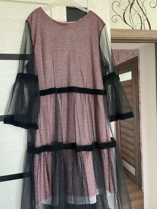 Продам нарядное платье