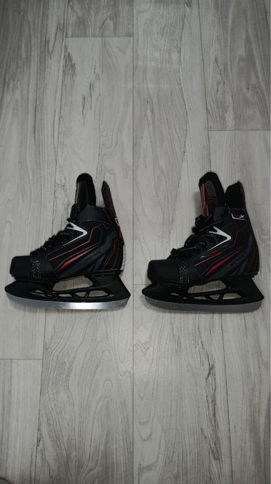 Продам мужские коньки р.39