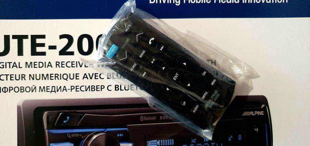 alpine ute-200bt + пульт rue 4350