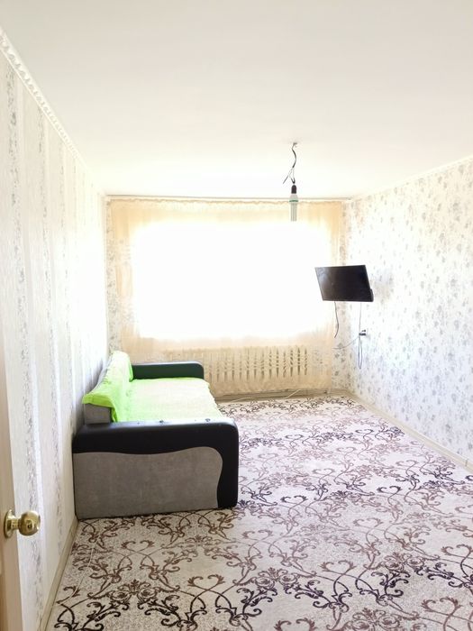 Продам 2 х комн квар. 6-68, 1 этаж.