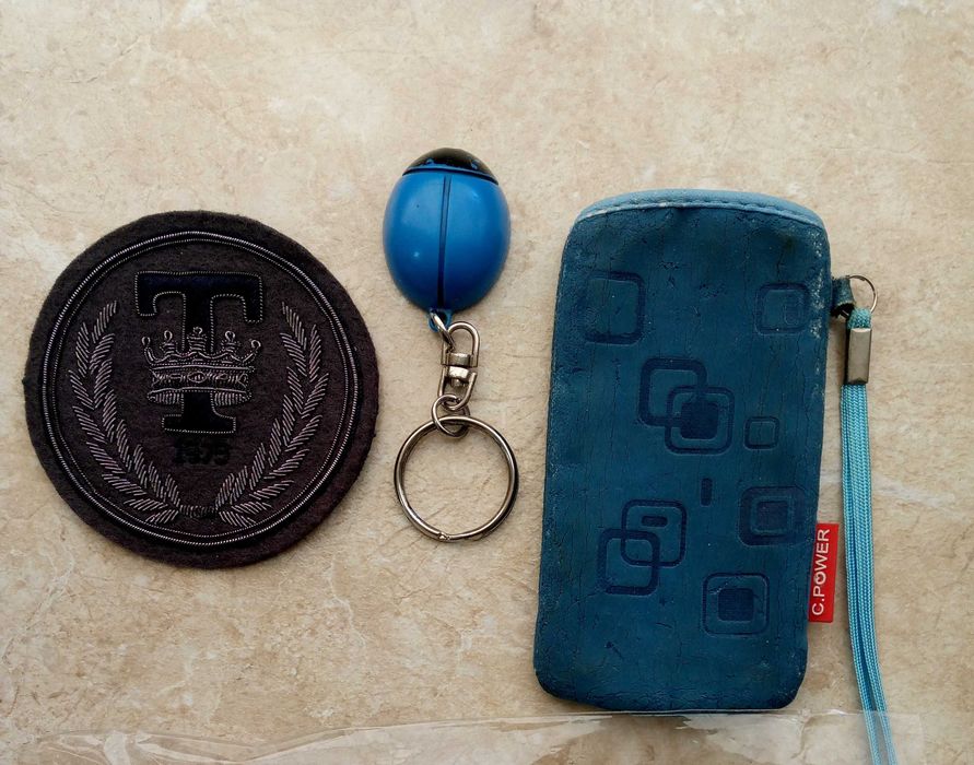 Пряжка GUCCI с аксессуарами 20 тыс за все