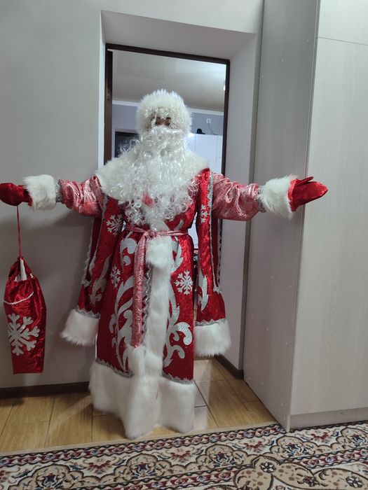 Прокат костюма Деда мороза