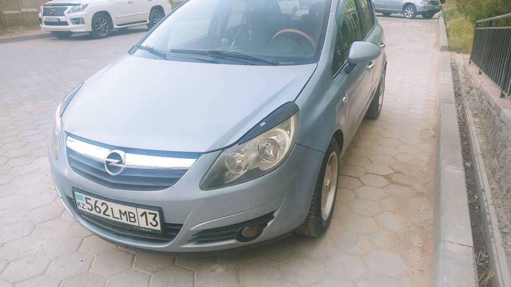 Опель Корса Д. хэтчбек