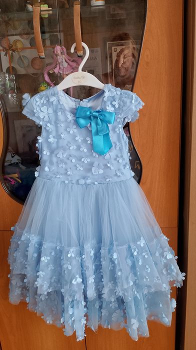 Продам платье очень красивое