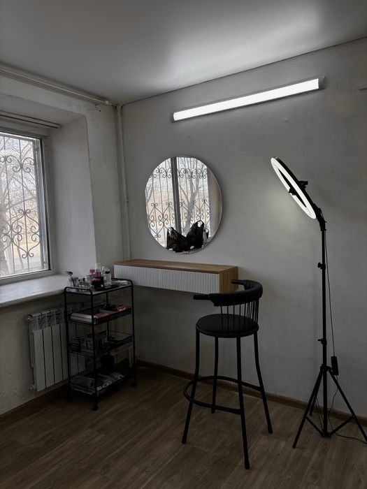 Сдается рабочее место бровиста