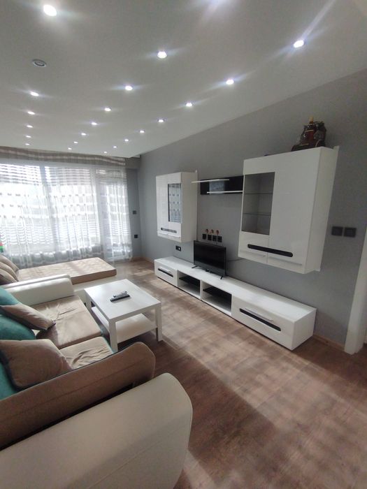 3 Стаен Пазарджик под наем