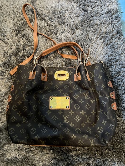 Geanta louis vuitton