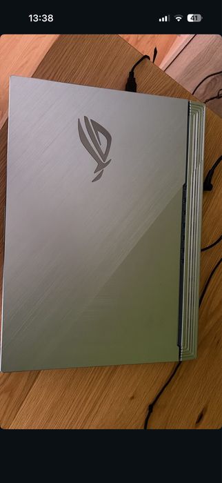 ASUS ROG Strix G17 G712LU Gaming | i7-10750H | GTX 1660 Ti 6GB | 16GB RAM | SSD 512GB | 120Hz