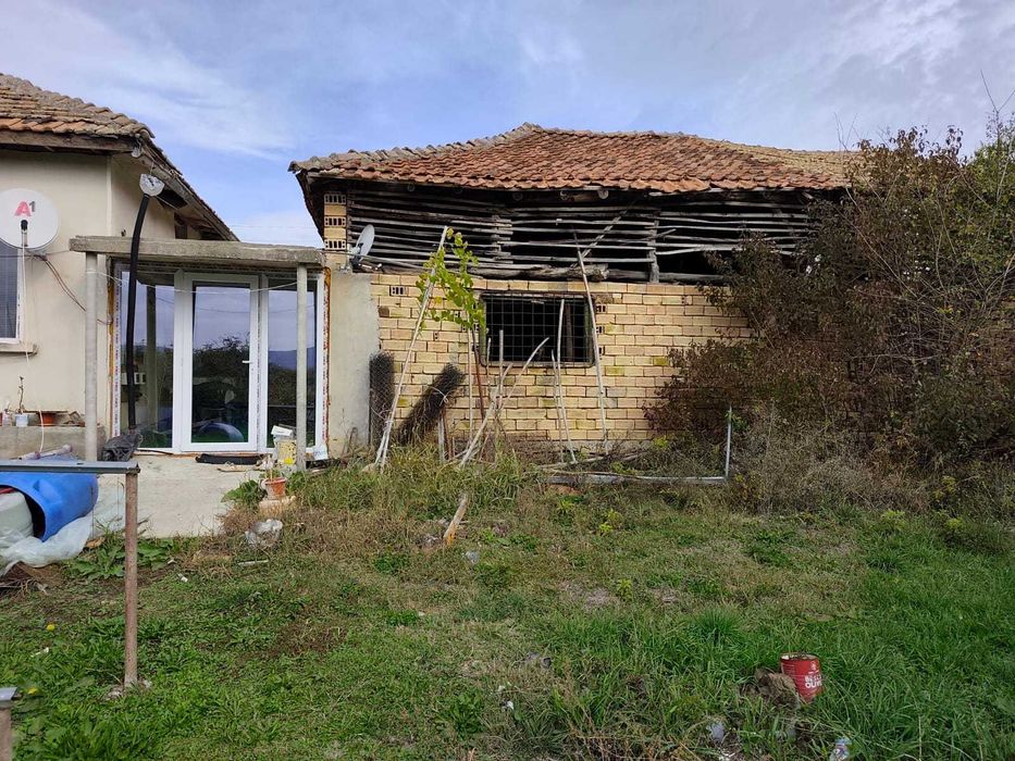 Продава се Къща в Търговище, Въбел - 90 кв.м за 907 €/кв.м - Снимка #11