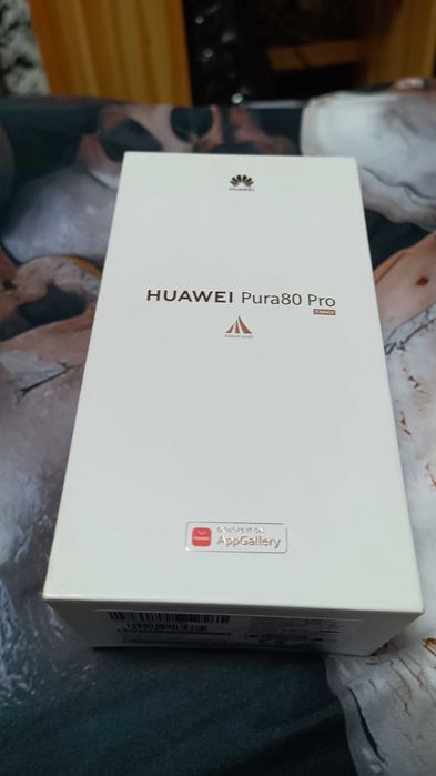 Продавам Huawei Pura80 Pro