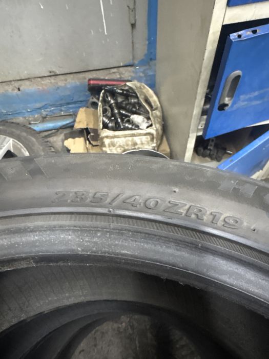 продам резину стояла камри 70