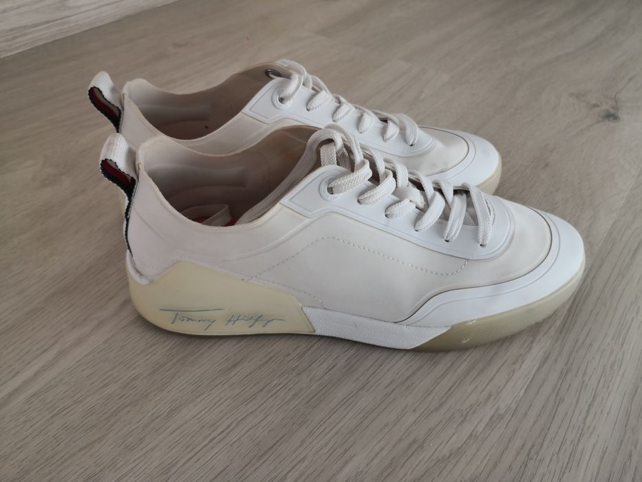 Обувки Tommy Hilfiger